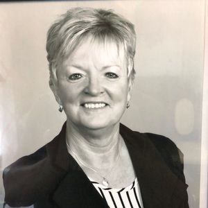 Meet your Posher, Connie